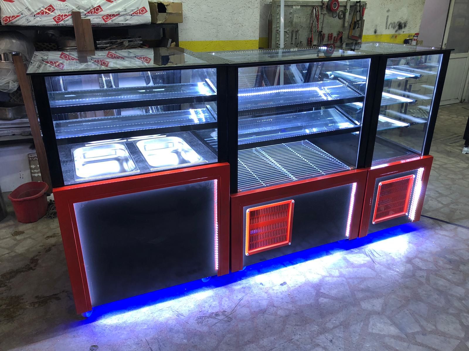 Salatbar Dolabı & Kebap Dolabı & Pasta Dolabı - Kırmızı Siyah