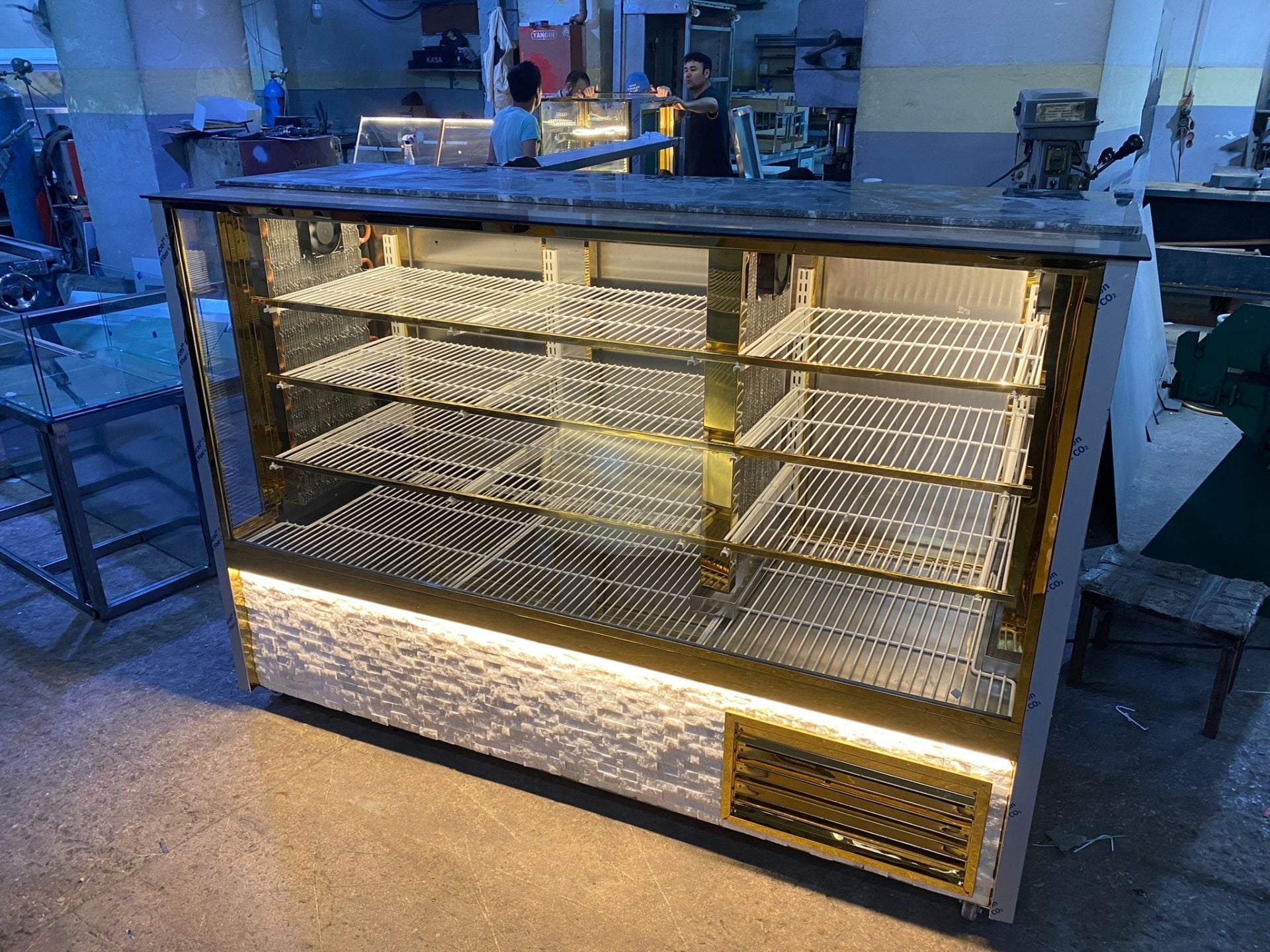 Kebap & Meze Dolabı - Gold Beyaz Taş