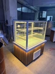 Pasta Teşhir Dolabı Düz Camlı - Beyaz Ceviz Model