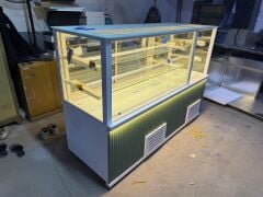 Pasta & İçecek Dolabı - Beyaz Yeşil Model