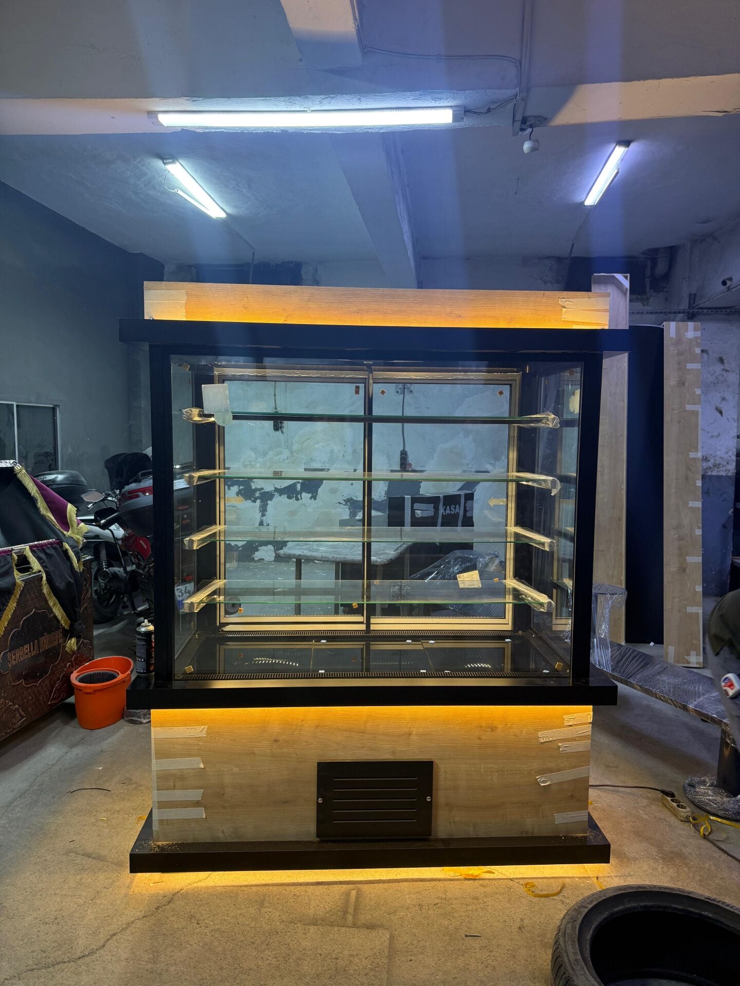 Cephe Tipi Pasta Dolabı - Siyah Meşe