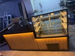 Pasta Teşhir Dolabı & Kasa Bankosu - Meşe Model