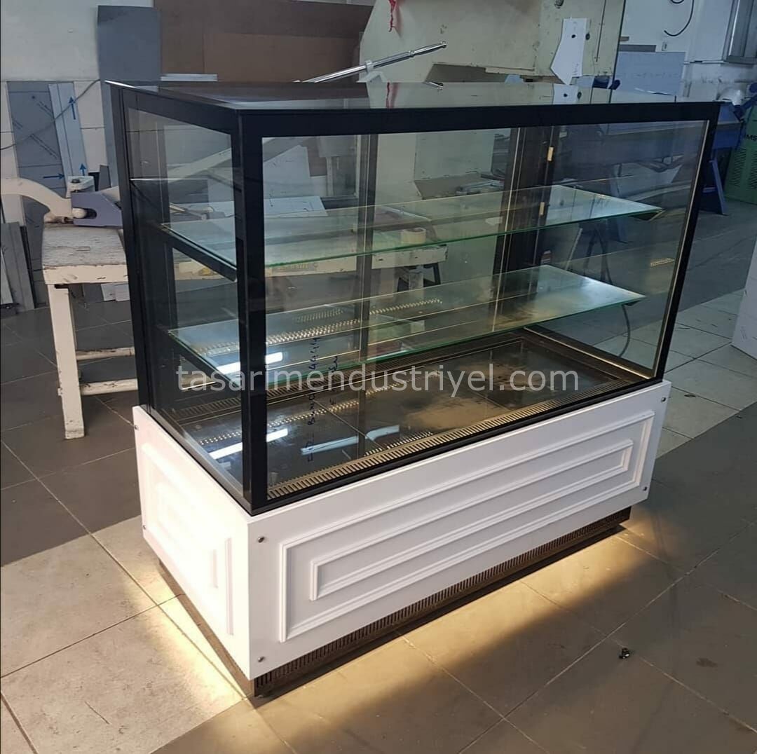 Pasta Dolabı Düz Camlı - Beyaz Lake Model